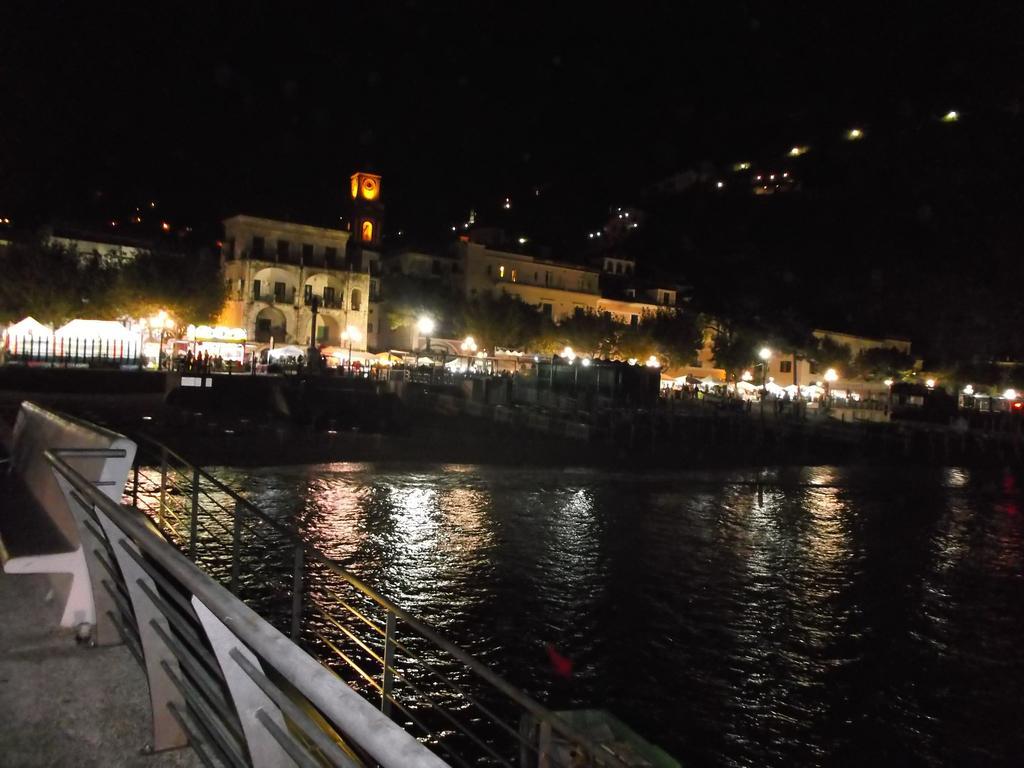 Casa Vacanze Nonno Aldo Minori Exterior foto